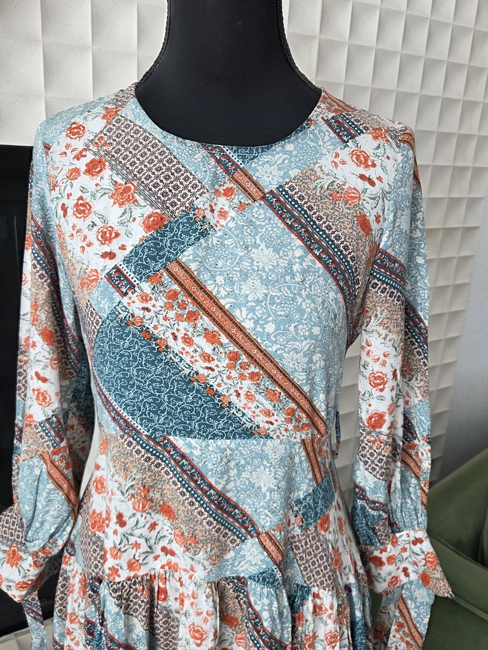 Jaase Patchwork Floral Tiered Midi Dress Boho Long Sleeve Teal Orange Size Small - Picture 2 of 10